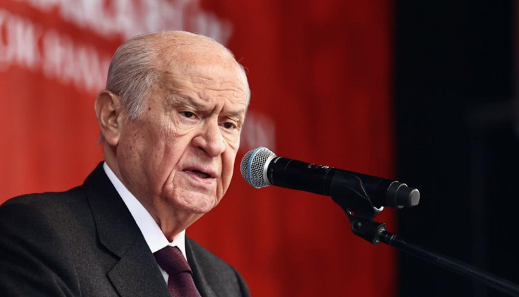 Bahçeli yangın paylaşımları için tutuklama istedi