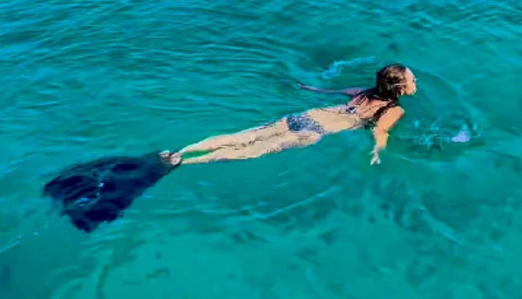 Sertab Erener dalış yaptığı anları paylaştı. İlk yorum Şahika Ercümen'den geldi