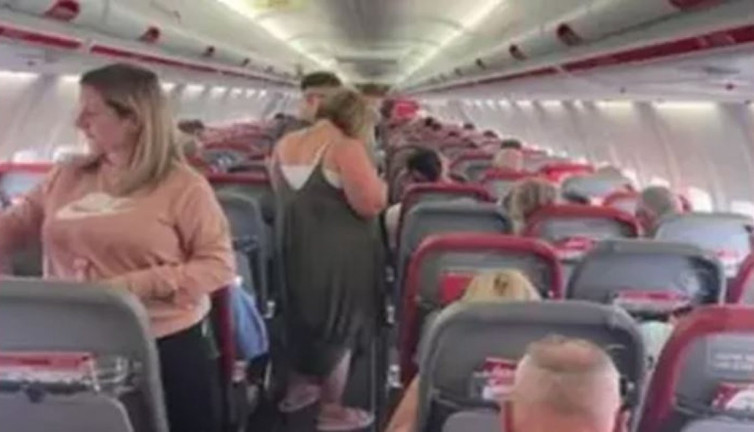 İngilizlerin Yunanistan yolculuğu kabusa döndü