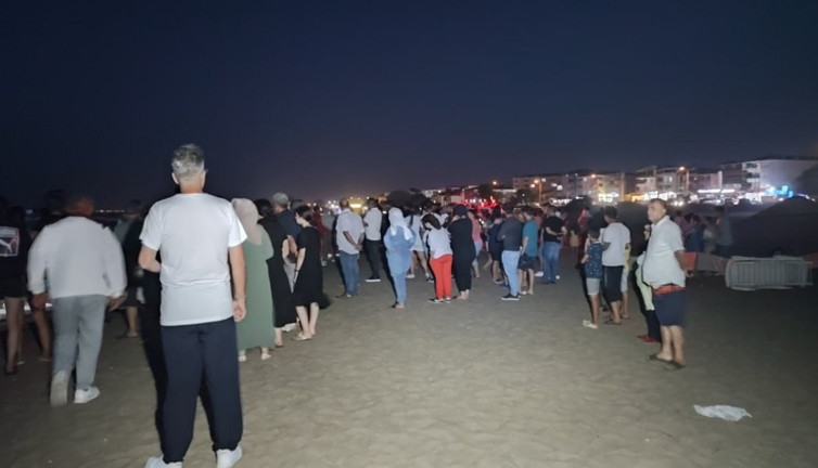 Yasak olmasına rağmen girdiği denizde kayboldu