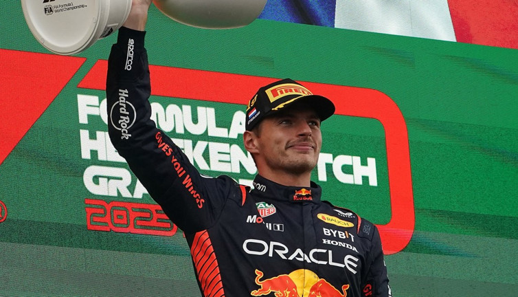 Max Verstappen Hollanda'da yine kazandı. Şimdiden rekora ortak oldu
