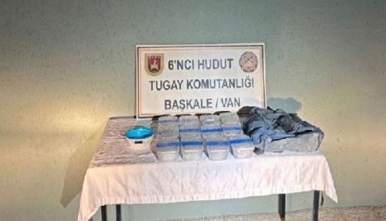 Sınır hattında 8 kilo 62 gram metamfetamin ele geçirildi