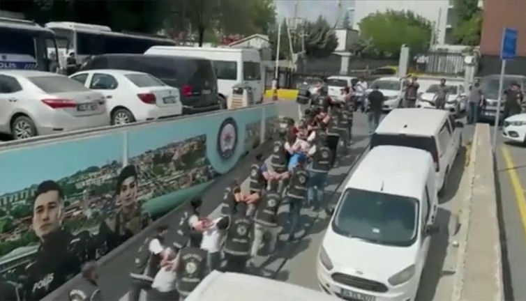 Polis memuru Hakan Telli'yi şehit eden suç örgütüne yönelik operasyon: 39 gözaltı