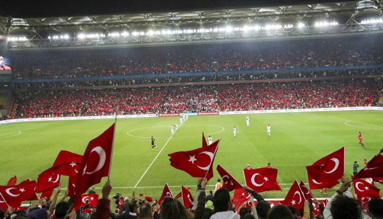 Milli maçın biletleri tükendi