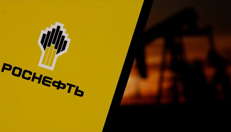 Rosneft yılın ilk yarısında 652 milyar ruble net kar elde etti