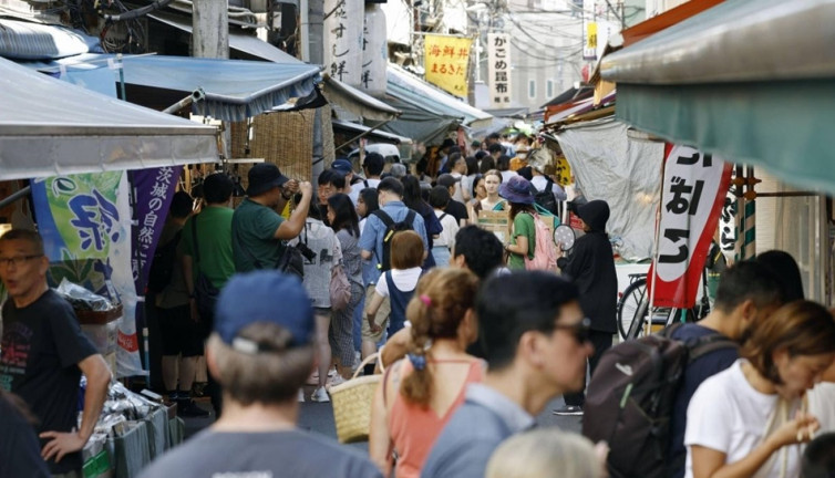 Çin Japonya’dan gelen deniz ürünlerini yasakladı