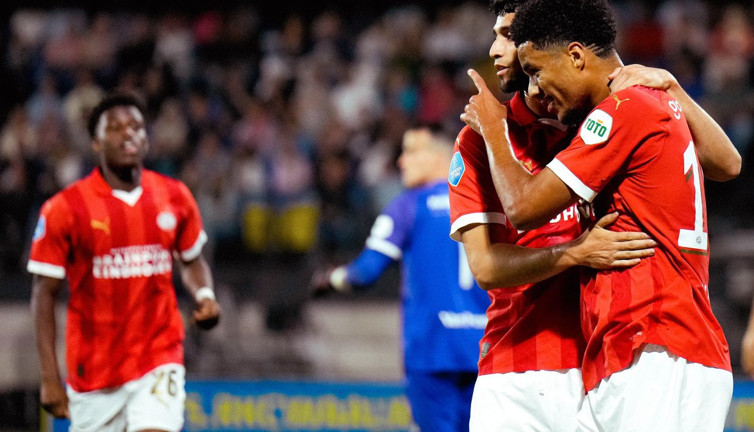 PSV'den dört dörtlük galibiyet