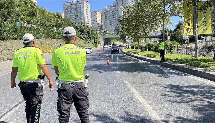Bankacılık sektörü kredi hacmi 10 trilyon 424,8 milyar lira oldu
