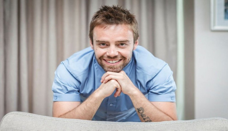 Murat Dalkılıç yeni sevgilisiyle el ele paylaştı. Aşk bombası patladı