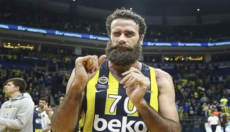 Datome basketbola resmen veda etti