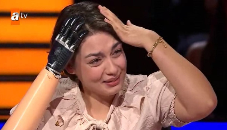 Rabia Birsen Güvercin’in koluna ne oldu, neden protez kullanıyor? Kim Milyoner Olmak İster şampiyonu Rabia hakkında merak edilenler
