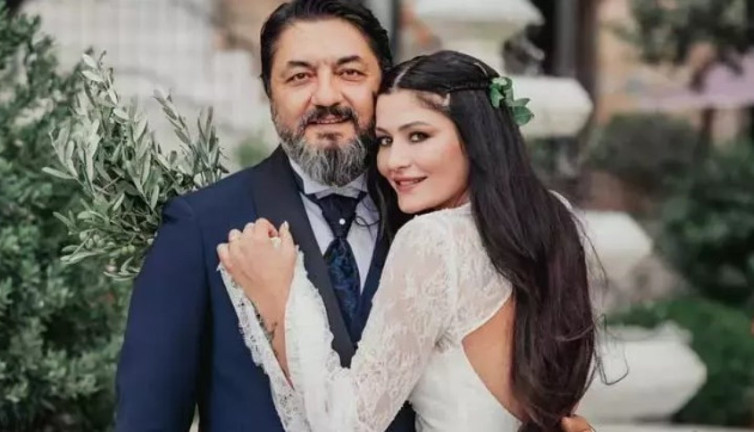 Deniz Çakır 200 kişinin katıldığı düğünle evlendi