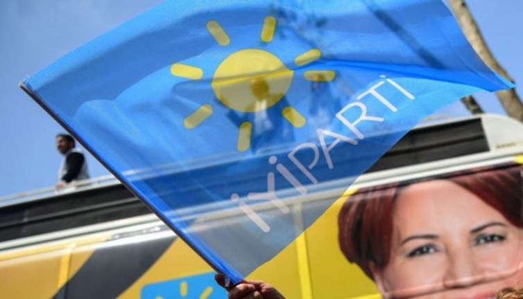 “AKP ile ittifak olur mu” sorusuna İYİ Parti’den net yanıt: CHP ve AKP arasında görürsünüz ama...