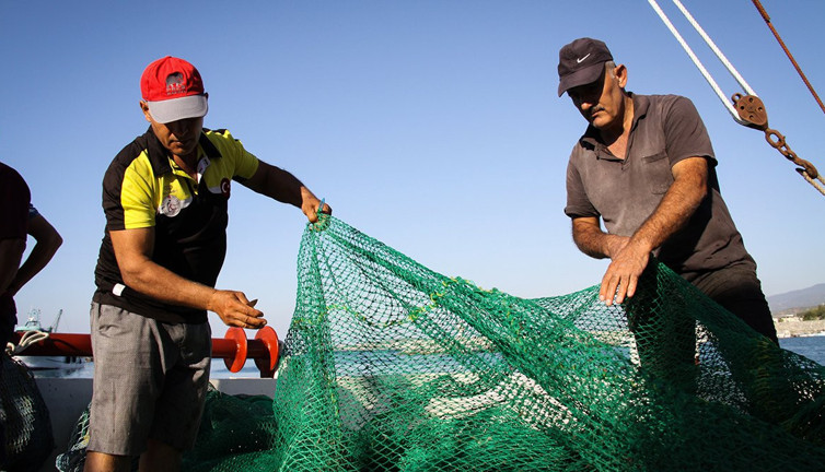 Hataylı balıkçılar ‘vira bismillah’ dedi