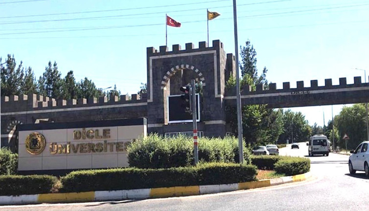 Eski öğrenci odasında dekan yardımcısını bıçakladı. İfadesinde şaşırtan ayrıntı