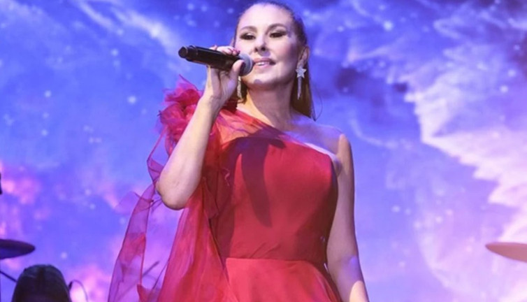 Nilüfer'den hayranlarını üzecek haber