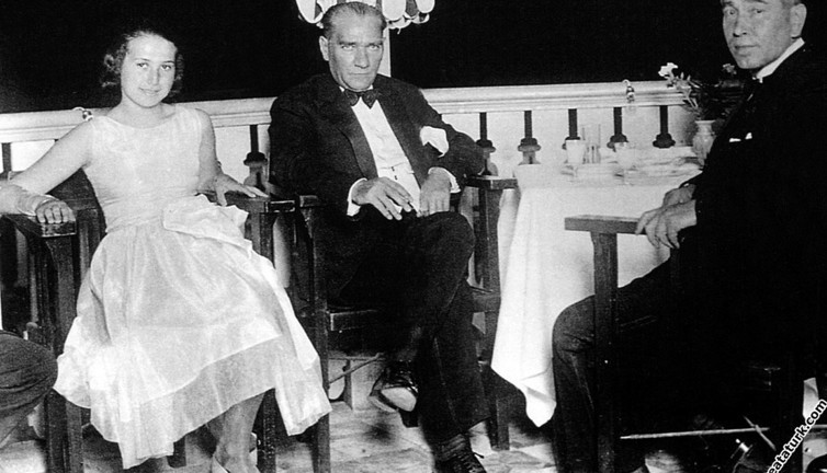 Atatürk ömür boyu Cumhurbaşkanı olmak istedi mi, Hz. Muhammed ile ilgili neler söyledi