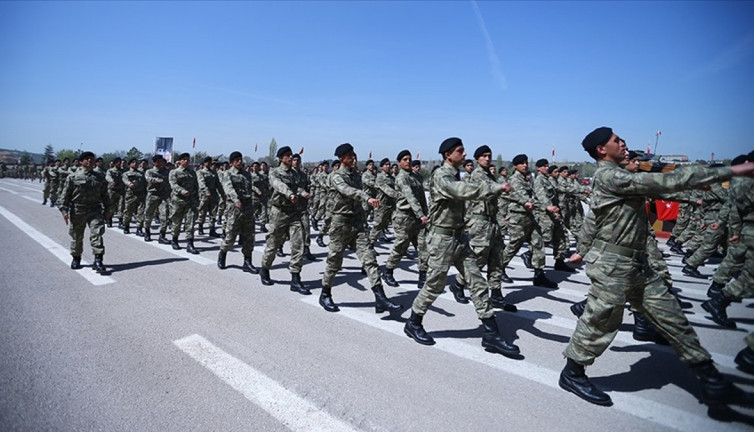 Sözleşmeli er başvurularında süre 1 Ekim'de dolacak