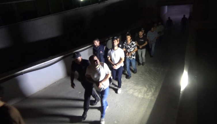 Mersin'de PKK/KCK operasyonu: 9 tutuklama