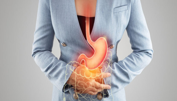 Reflü nedir? Reflü belirtileri nelerdir?