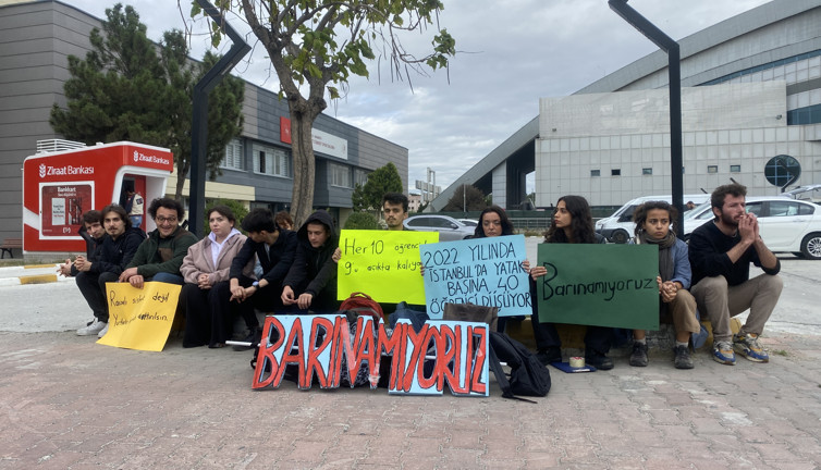 Sokakta mı kalacak bu öğrenciler Fahiş kira artışları ve yüksek yurt ücretleri nedeniyle ‘barınamıyorlar’