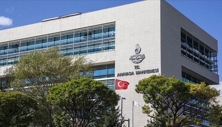 AYM’den flaş karar: ‘Makul sürede yargılanma hakkının ihlali’ başvurularını incelemeyecek