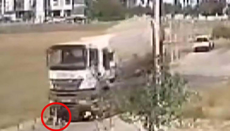 Beton mikseriyle anne ile kızına çarpan sürücü serbest