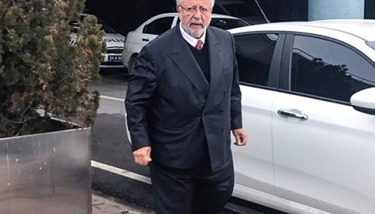 Metin Akpınar’ın evlilik dışı ilişkiden kızı olduğu ortaya çıktı