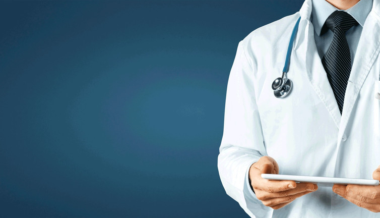 Başhekim bakanlığı dolandırdı