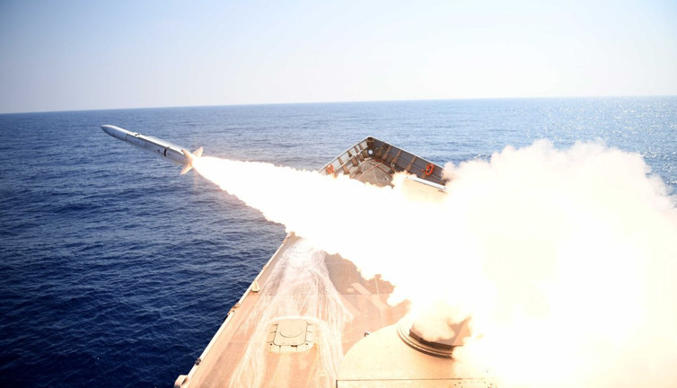 Savunma ve havacılık şirketleri yatırımcısını sevindirdi