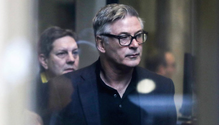 Alec Baldwin hakkında yeni suçlama. Sette kazara katil olmuştu