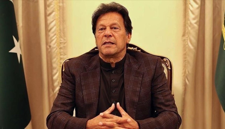 Mahkeme eski başbakanı devlet sırlarını ifşa etmekle suçladı