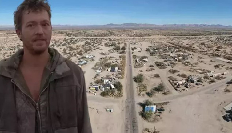 Bu şehirde vergi ve kural yok. Terini satarak para kazanıyor