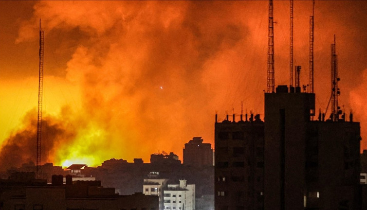 İsrail, Şifa ve Endonezya hastanelerinin çevresini hedef aldı