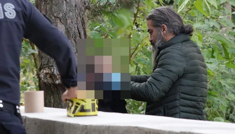 Çocuk parkında akıllara durgunluk veren olay. Ağaca asılı halde bulundu