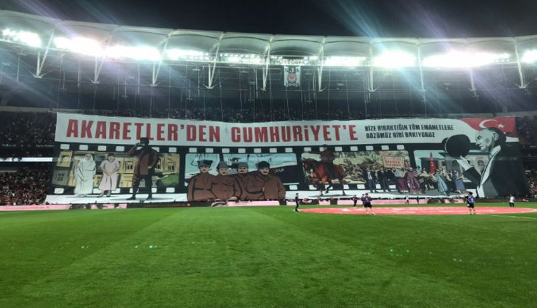 Beşiktaş'tan muhteşem koreografi: Akaretler'den Cumhuriyet'e (31 Ekim 2023)