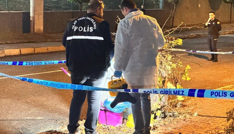 Çöpte bebek bulunmuştu. 16 yaşında bir çocuk gözaltına alındı