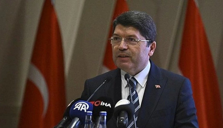 Adalet Bakanı Yılmaz yeni sistemi duyurdu ‘Artık hukuk fakültesi bitirmek avukat olmaya yetmeyecek’