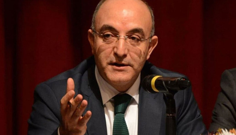 Yargıtay’ı en üst mahkeme olarak ilan eden Erdoğan’ın danışmanı Açıköğretim mezunu çıktı