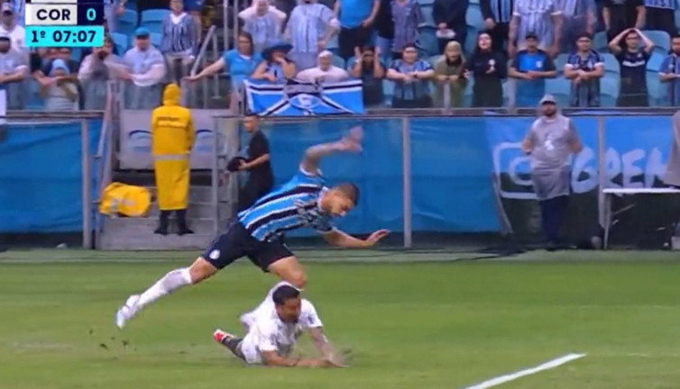 Yöneticiler VAR odasını basmıştı. İşte sebep olan görüntüler!