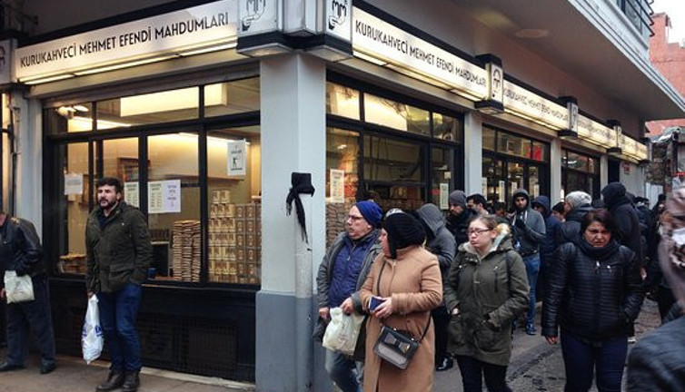 İsrail askerlerine kahve gönderdiği iddia edilen Kurukahveci Mehmet Efendi’den açıklama