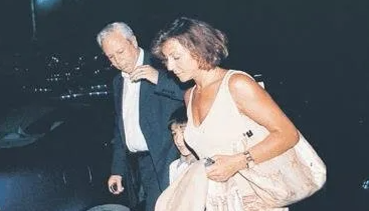 80 yaşındaki Korkmaz Yiğit 50 yaşındaki sevgilisi ile evleniyor. Herkes gelini merak ediyor