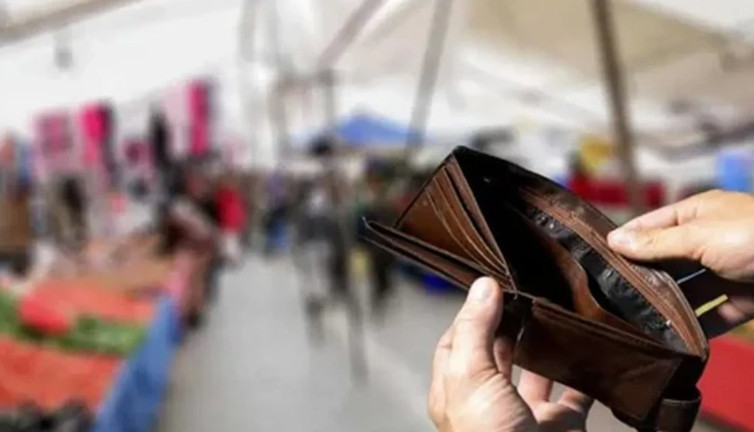 Aile Bakanlığı bakanı verilerle yalanladı. Çalışma Bakanı Işıkhan “Ülkemizde aşırı yoksulluk yoktur” demişti