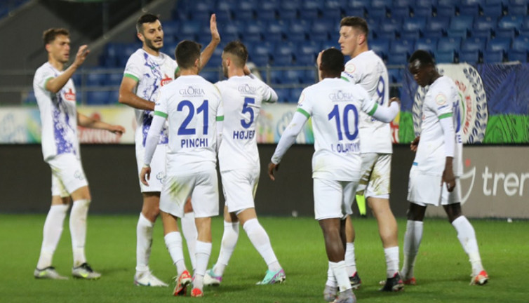 5 gollü maçı Çaykur Rizespor kazandı