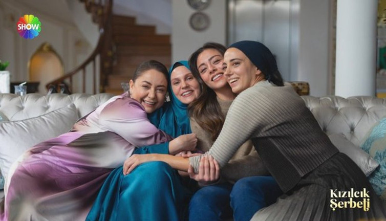 Farah Zeynep Abdullah Kızılcık Şerbeti'ne mi dahil oldu? Kızılcık Şerbeti yeni bölüm ne zaman?