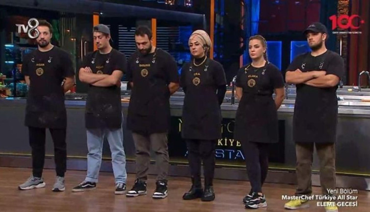 Masterchef All Star'da elenen isim belli oldu. Yakın arkadaşı üzüntüden yıkıldı