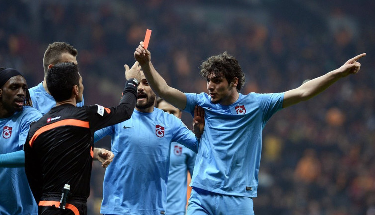 Futbolda radikal değişiklik. 10 dakika ceza geliyor