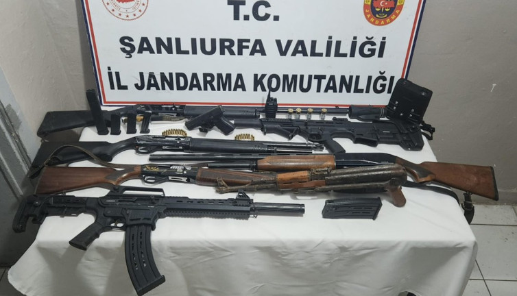 Şanlıurfa'da kaçak silah operasyonu: Çok sayıda gözaltı var