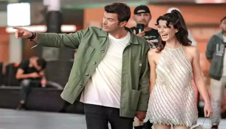 Beren Saat'in elbisesinin fiyatı dudak uçuklattı