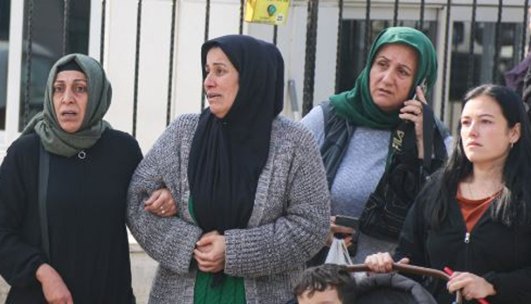 Kayıp genç kız ölü bulundu. Ailesi dövmesinden teşhis etti